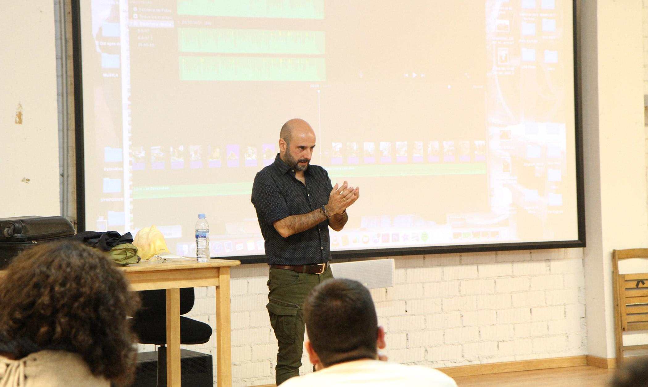 El ganador de un Premio Oscar David Martí visita la escuela